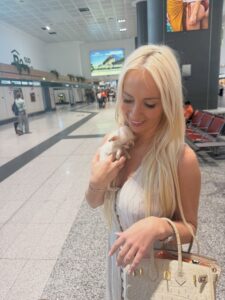 Jessica Foxx​